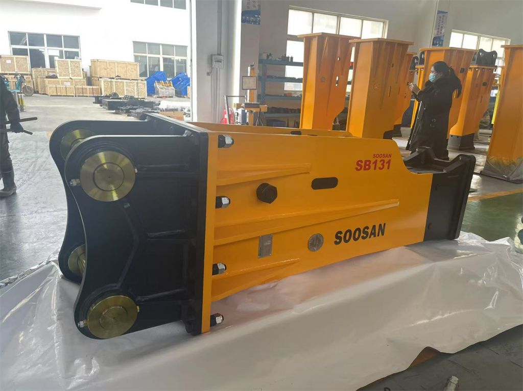 Best Price Excavator Rock Breaker Hydraulic Jack Hammer Sb131 Heavy Equipment Excavator Hydraulic Breaker