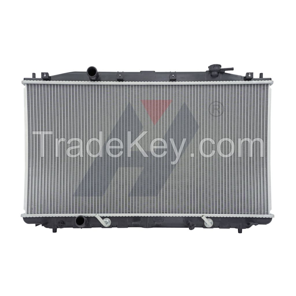 Automotive Parts Aluminum Radiator 19010-R62-H51 13082