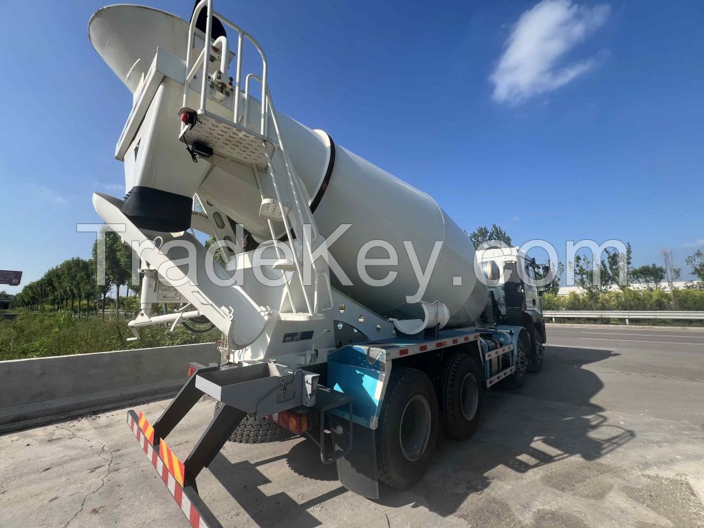 Construction Machinery Shacman M3000s 8X4 12 Cbm Bulk Concrete Cement Mixer Truck with 12 Wheels