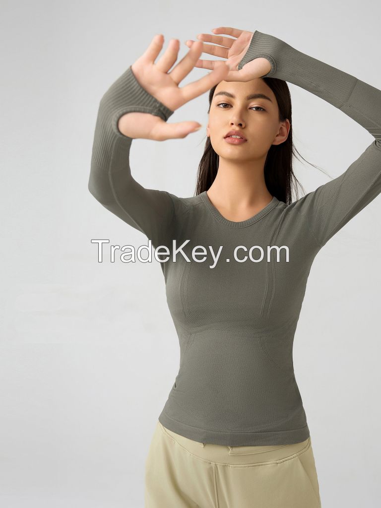 New Quick-Dry Long Sleeve Top for Women Ã¢ï¿½ï¿½ Seamless Breathable Running & Yoga Shirt