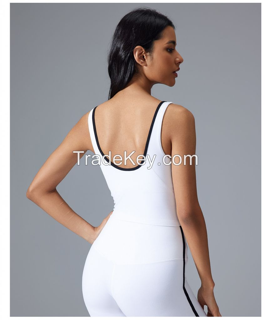 Color-block U-back sports bra (built-in pads) - cropped sleeveless workout top for yoga/gym D25152