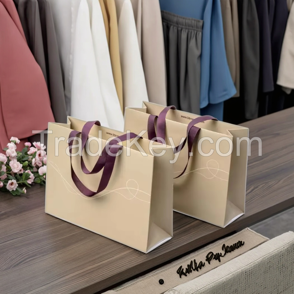 Premium Custom Eco-Friendly White Tote Paper Bags for Wedding Events &amp; Thank-You Gifts Ã¢ï¿½ï¿½ Luxury Quality, Arabic-Style Design Available