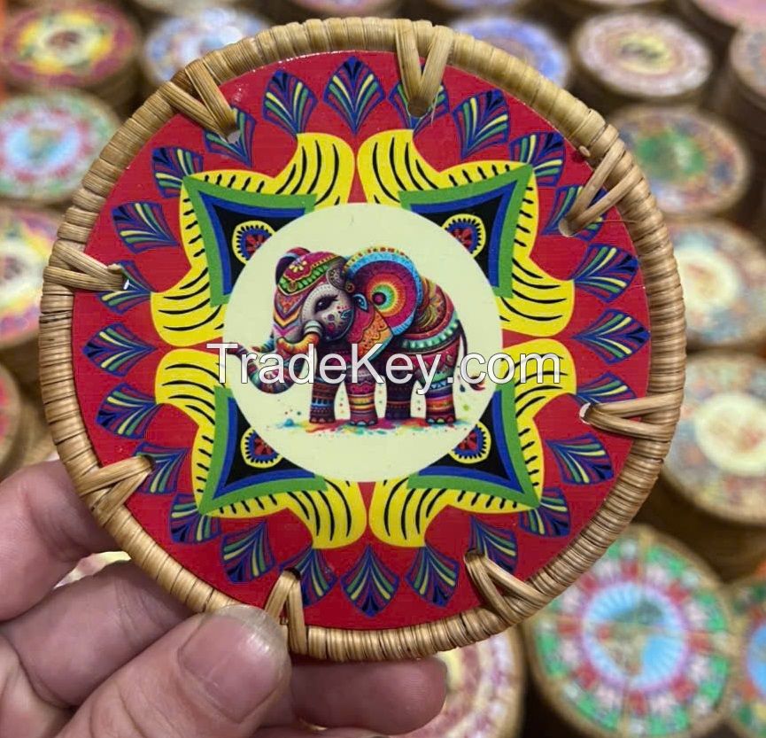 Lacquered handmade decorative coasters