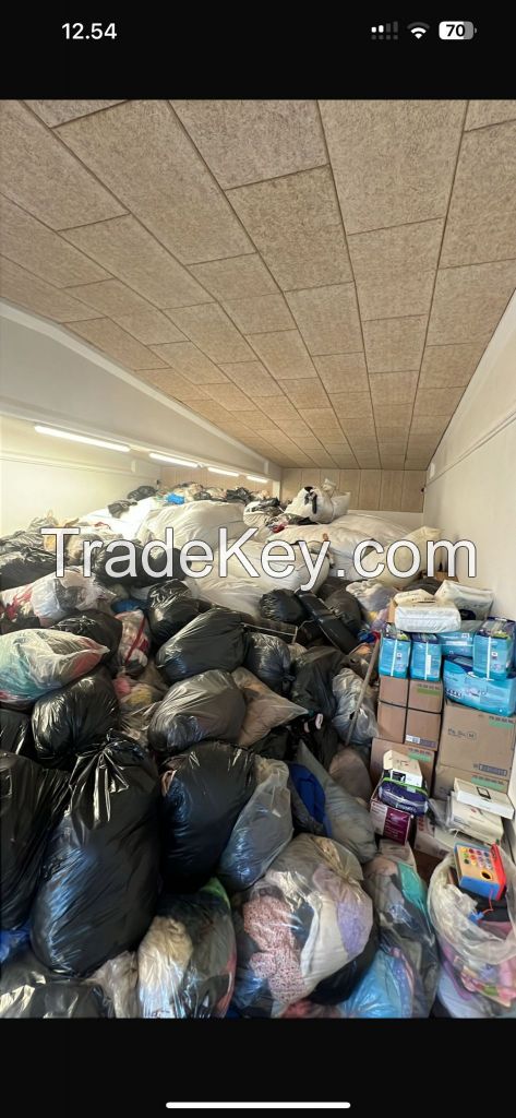 used unsorted clothes