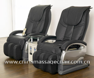 Luxury bill operated massage chair
