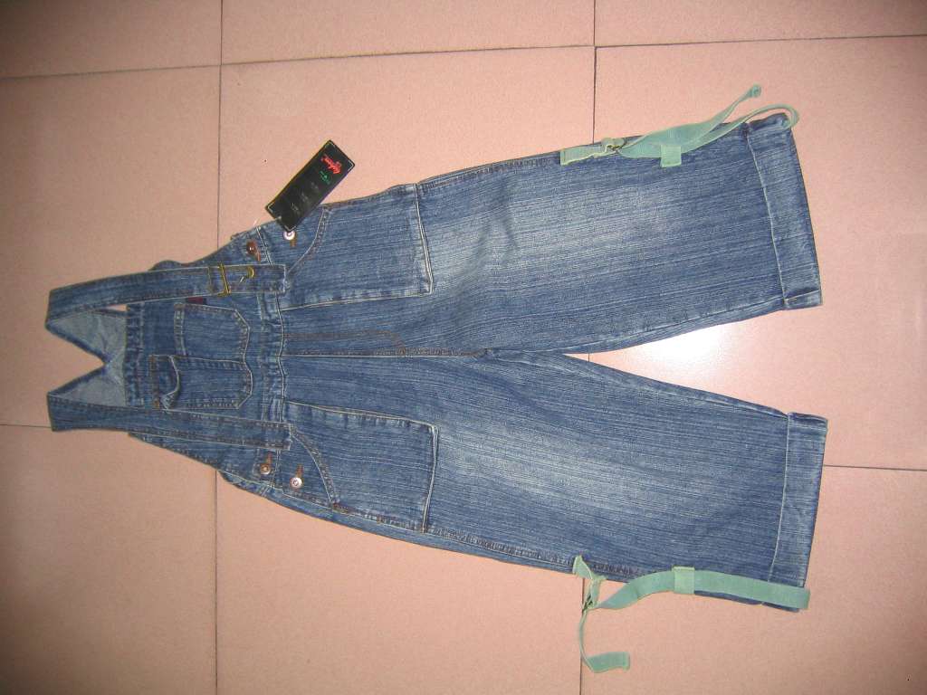 Lower-priced jeans for USD2