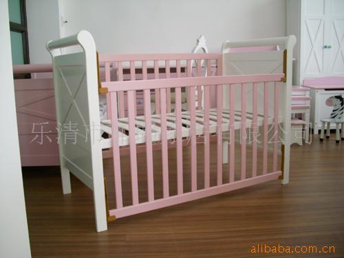 BABY COT 1