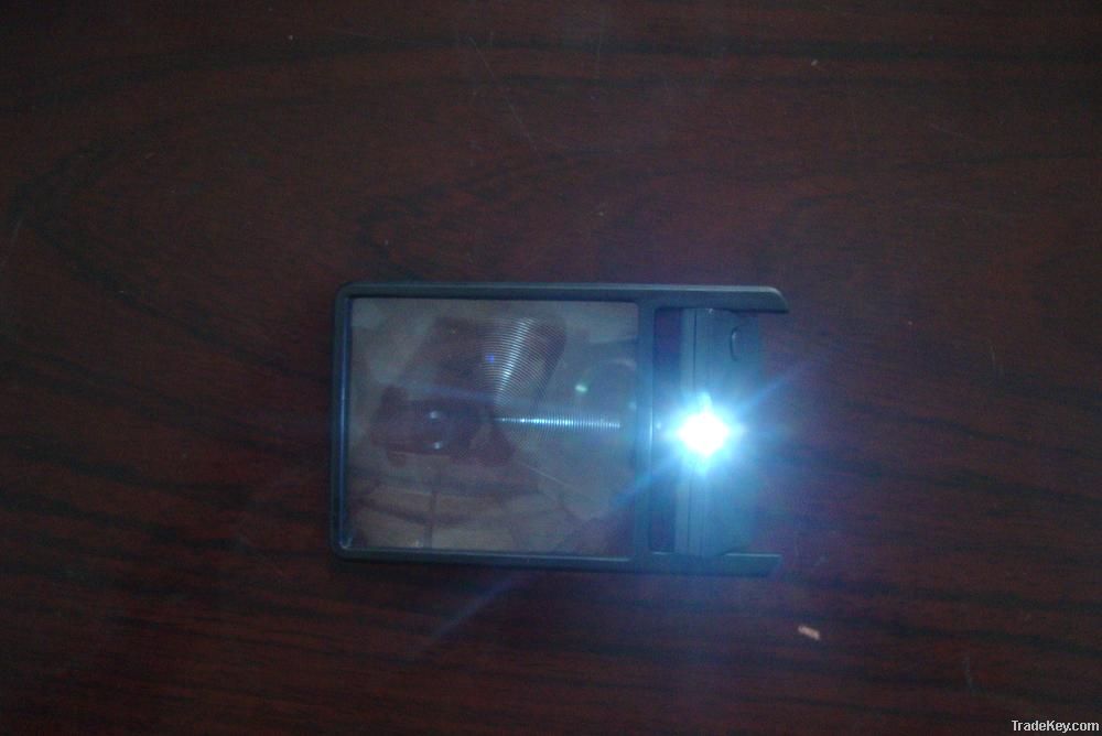 Pocket Magnifier with 360 degree revolved Led light