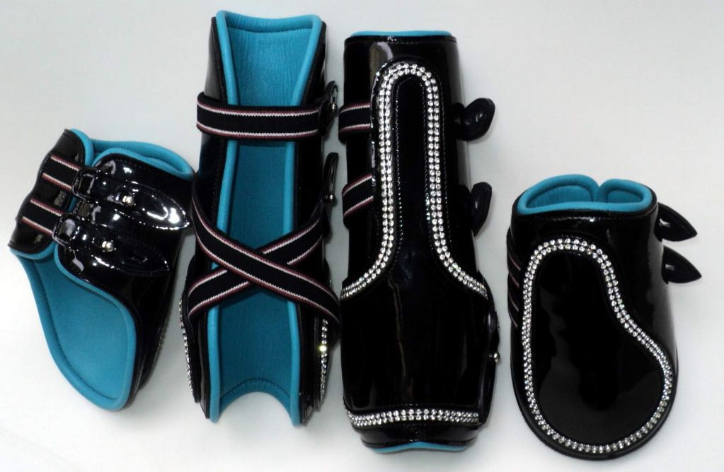 HORSE ANKLE AND TENDON BOOT SET