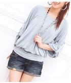 comfortable clothing which is suitable for spring and summer