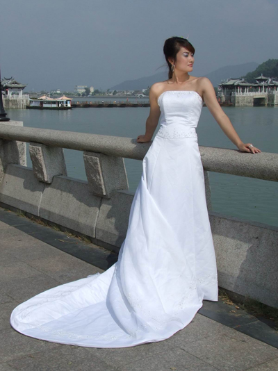 sell wedding dresses(item w0885)