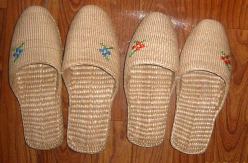 straw slipper