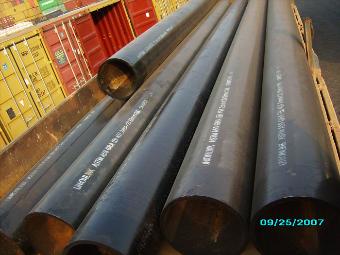 Sell steel pipes( seamless steel pipe , lsaw, ssaw, erw)