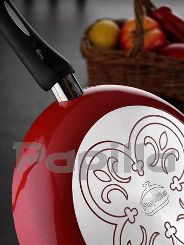 Non-stick aluminium frying pan