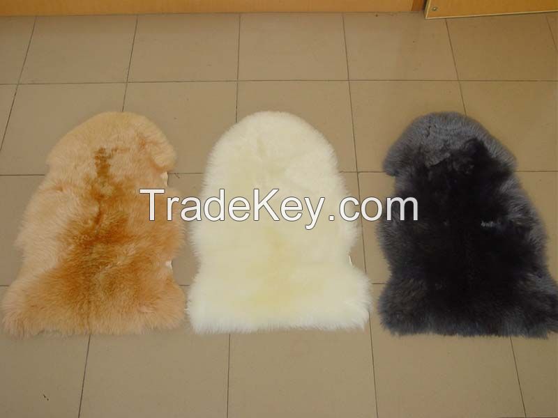 single sheepskin rug