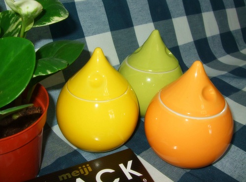 Ceramics canister , storage jar, sugar pot