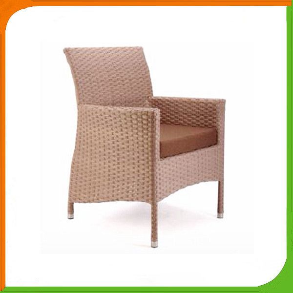 Hot Sale Modern Rattan Armrest Dining Chair for Hotel SFM3-20150522-10