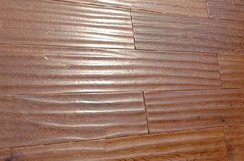 laminated  flooring