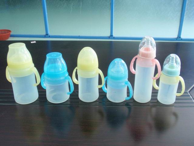 silicone feeding bottle