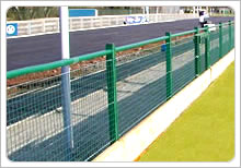 wire mesh fences