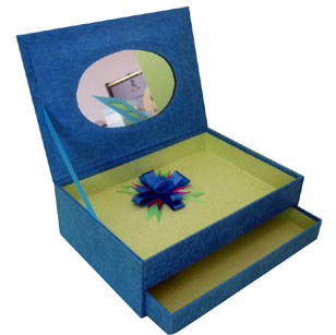 protable gift box