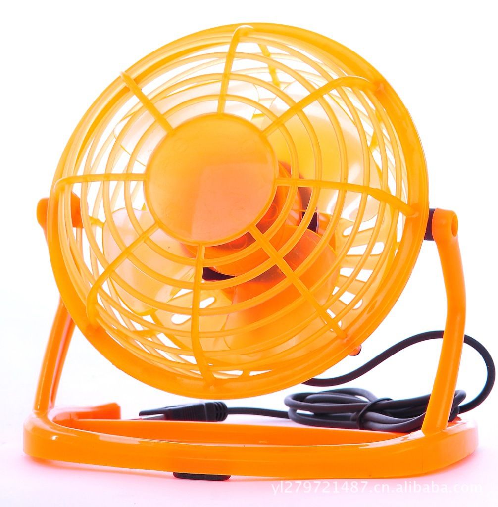 Usb Fan which could go around 360 degree