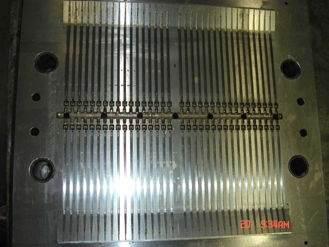 Cable tie mould