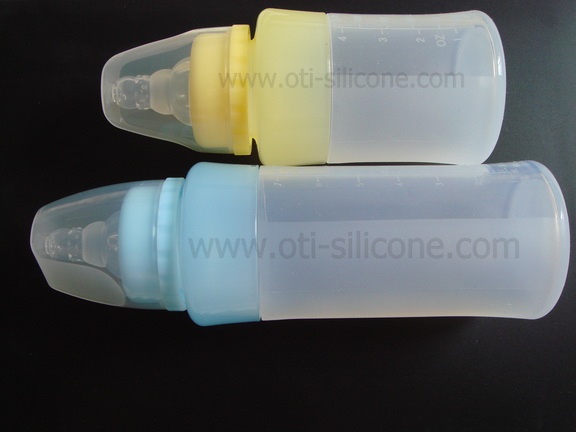 silicone feeding bottle