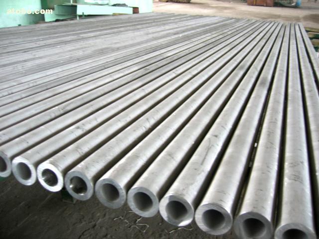 seamless   steel    pipes