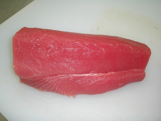 Fresh and frozen tuna Loin