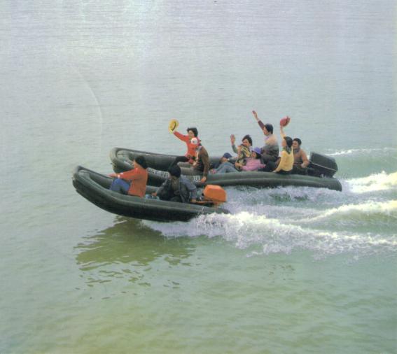 rubber charge boat