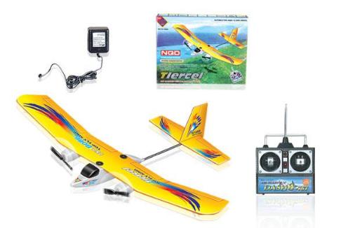 R/C plane