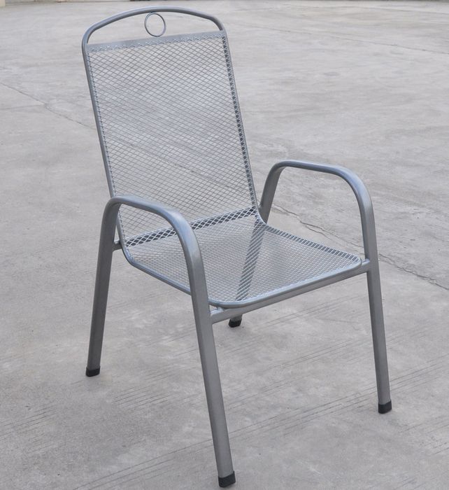 Metal stacking chair
