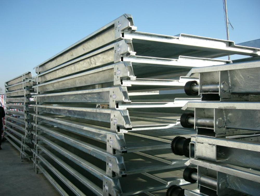 Steel planks with hot dipped galvanization