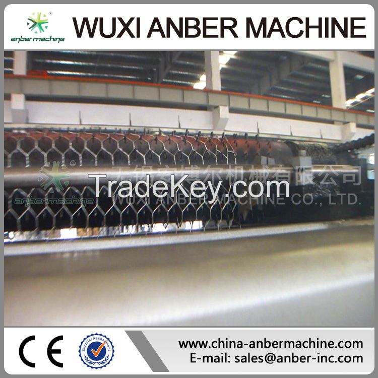 Hexagonal mesh machine