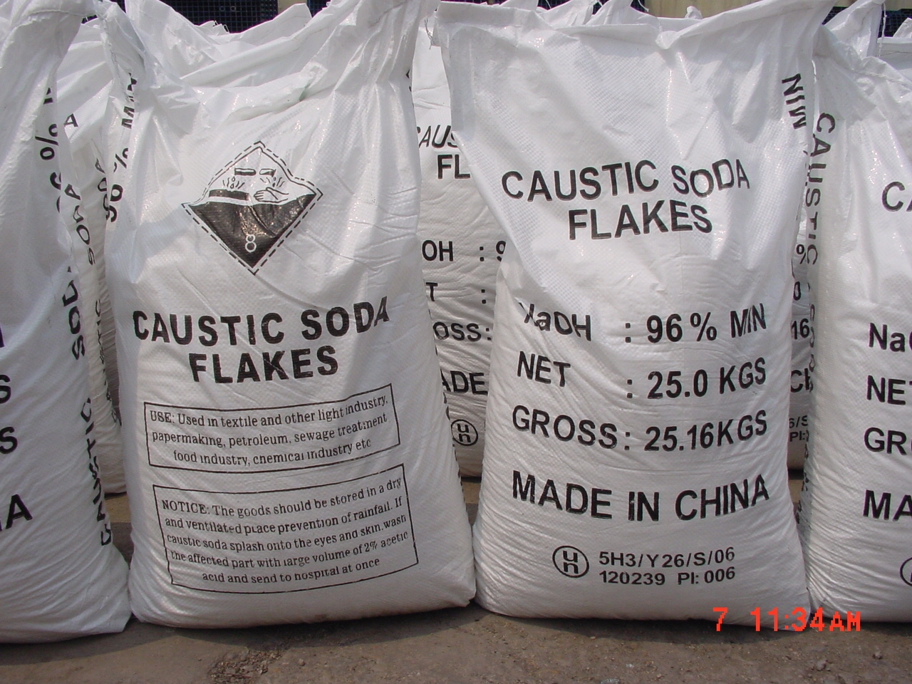 caustic soda flakes