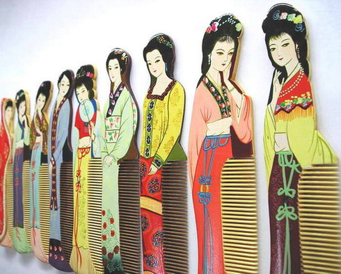 Traditional Chinese ladies gift combs