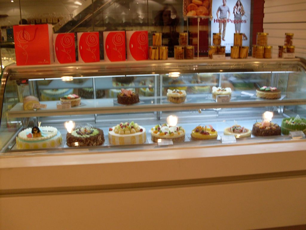 Display fitting of food