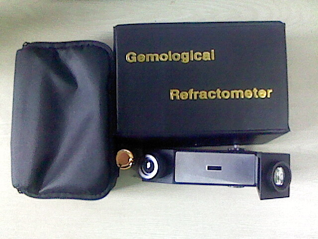 Refractometer