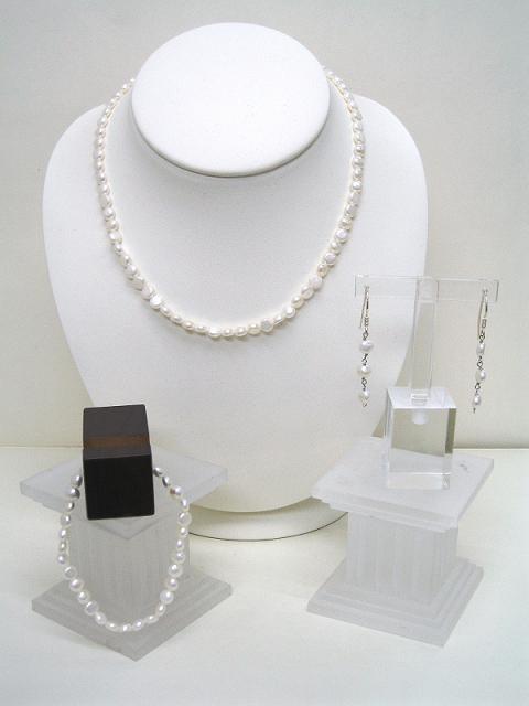 Pearl Jewellery Set