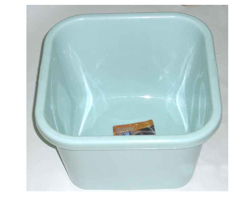 plastic wash basin