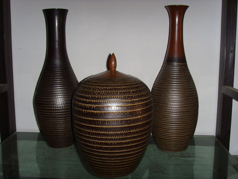 bottle shape ceramic vase