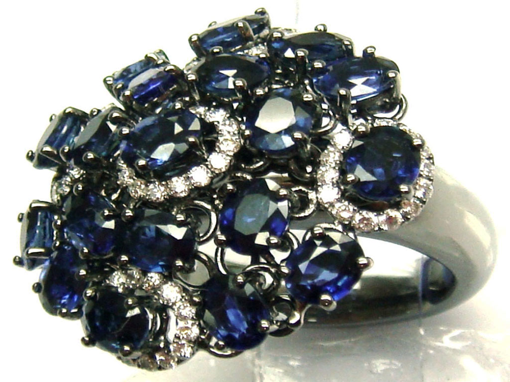 Ring w/Sapphire