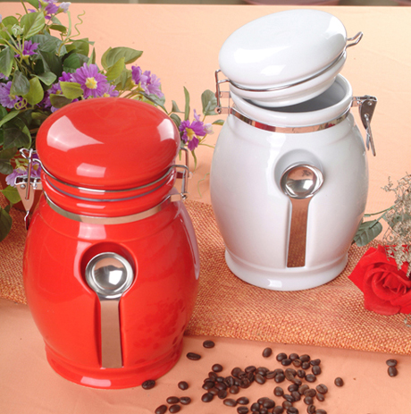 Canister Set With Spoon