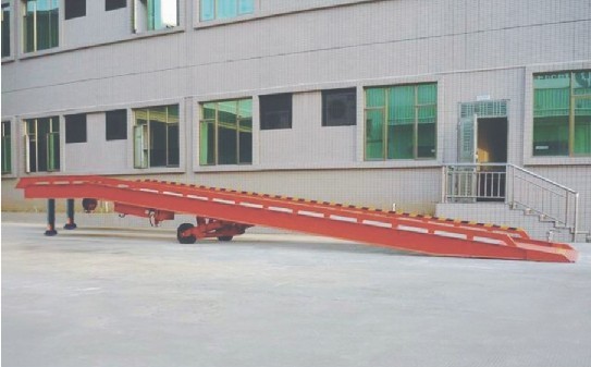 Truck Ramp / Yard Ramp