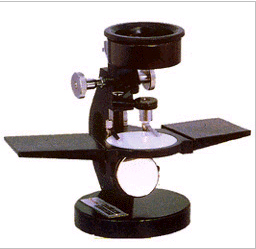 Laboratory Research Microscopes