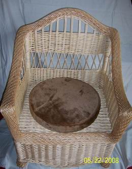 Sell beautiful wicker sofa