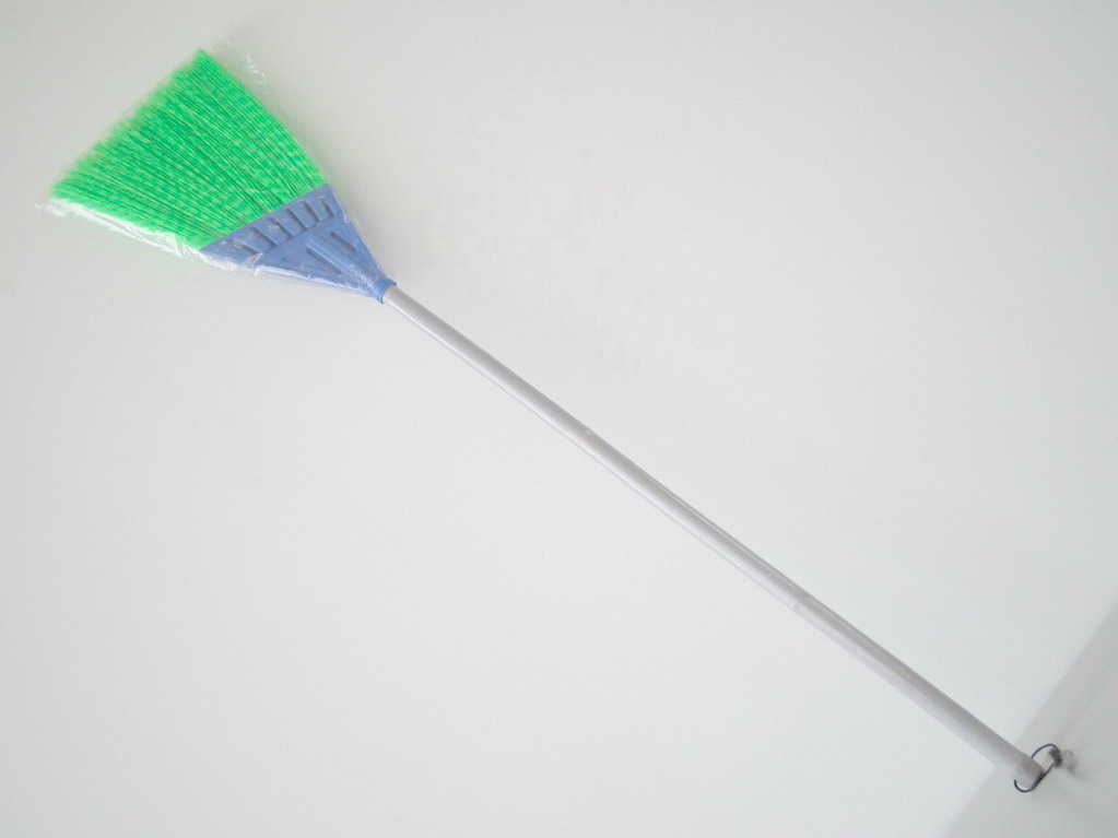 plastic broom(cleaning tools/cleaning broom/besom)