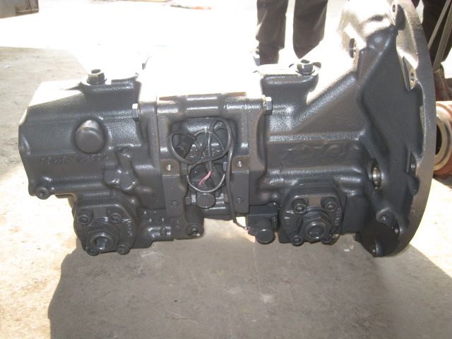 excavator hydraulic main pump