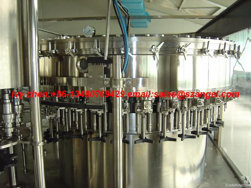 Carbonated drinks filling machine